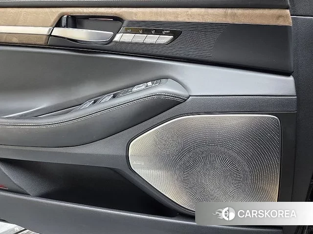 Genesis G90 id 3000053 из Кореи 8