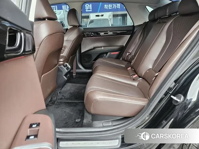 Hyundai Grandeur (GN7) id 3669489 из Кореи 8