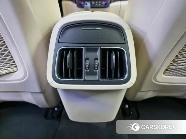 Maserati Levante id 3551851 из Кореи 8