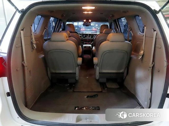 Kia The New Carnival id 4203466 из Кореи 8