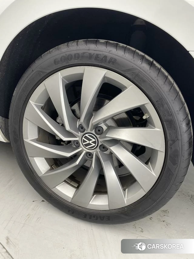 Volkswagen CC id 4213698 из Китая 8