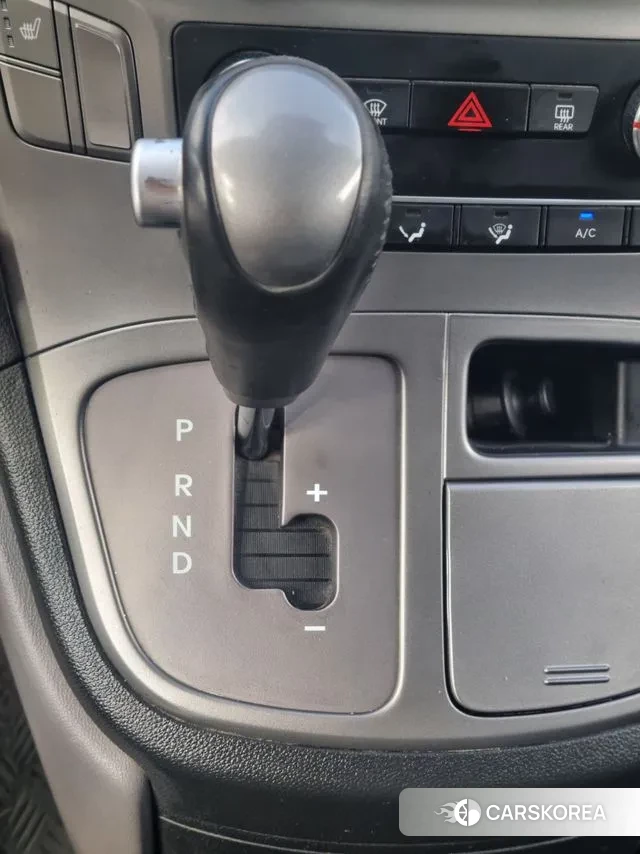 Hyundai The New Grand Starex id 3214928 из Кореи 8