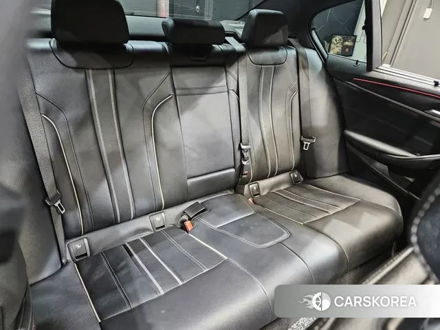 BMW 5 Series (G30) id 3354535 из Кореи 8