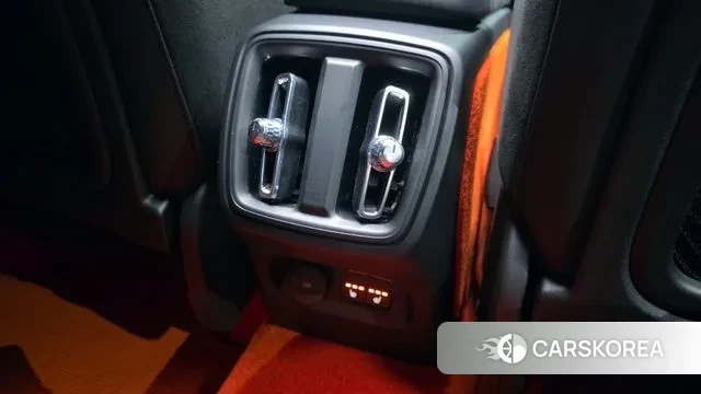 Volvo XC40 id 3044512 из Кореи 8