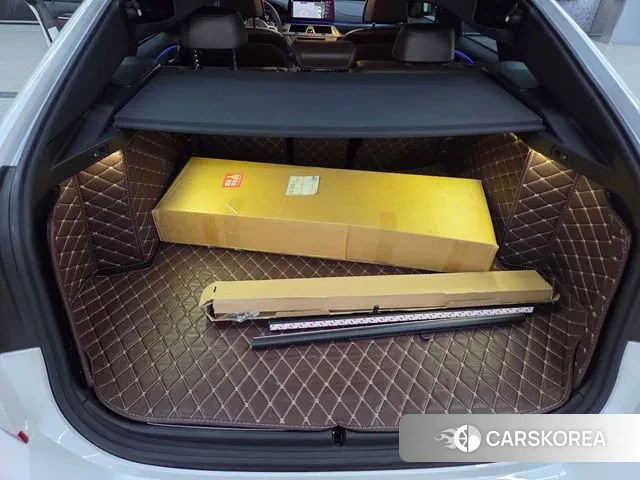 BMW 6 Series GT (G32) id 3760294 из Кореи 8