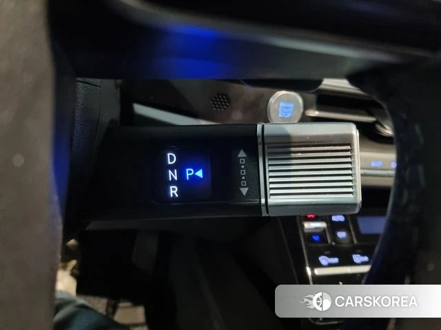 Hyundai Grandeur (GN7) id 3963737 из Кореи 8