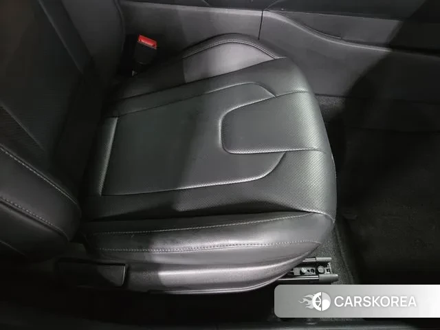 Hyundai Avante (CN7) id 3538165 из Кореи 8