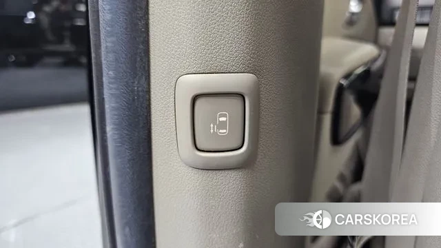 Kia The New Carnival id 3479506 из Кореи 8