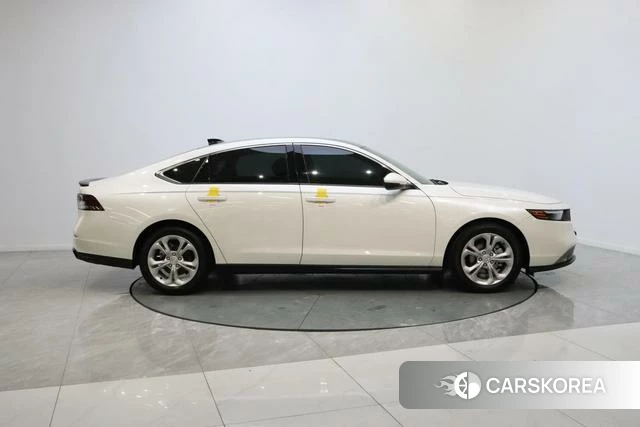Honda Accord id 4264492 из Китая 8