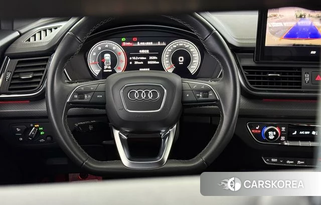 Audi Q5L id 3913603 из Китая 8