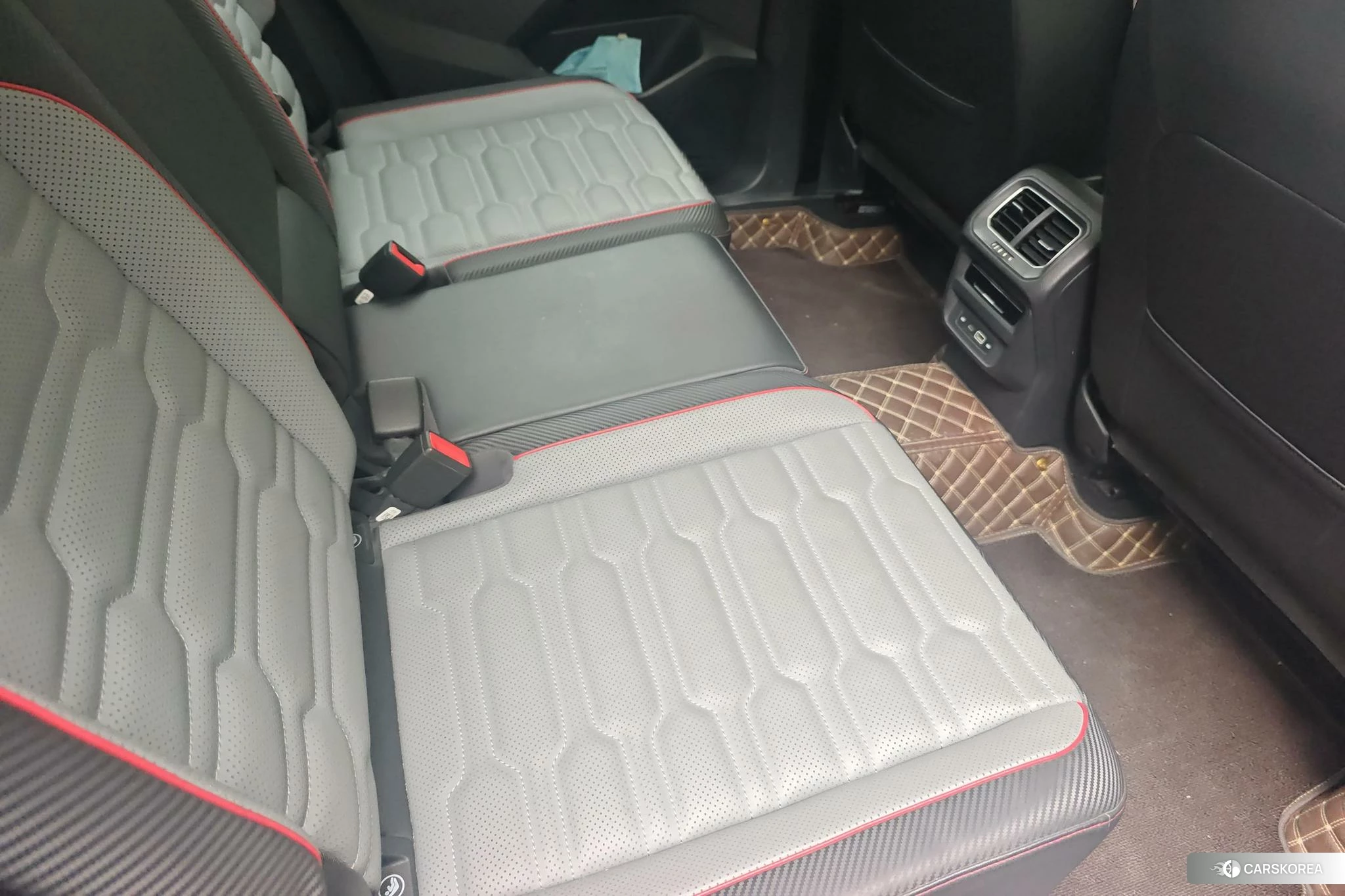 Volkswagen Tiguan L id 4453943 из Китая 8