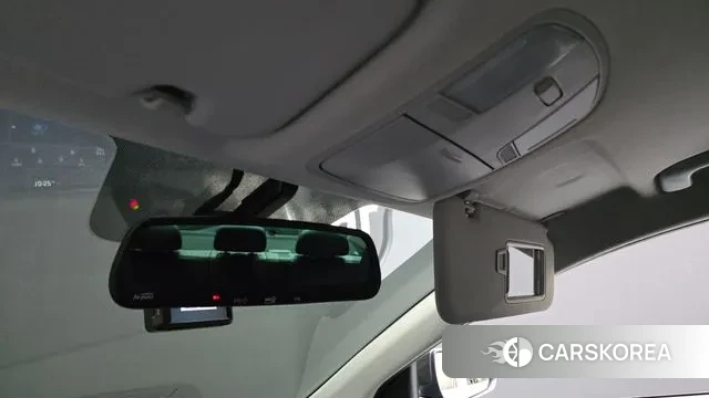 Hyundai Avante AD id 3325239 из Кореи 8