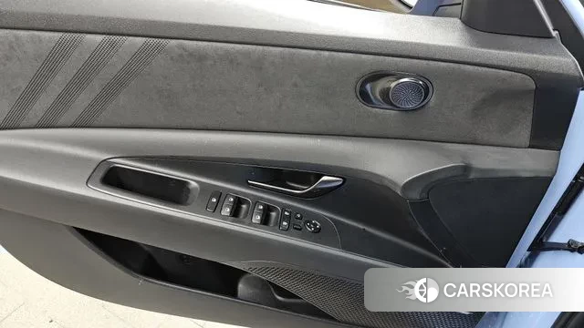 Hyundai Avante (CN7) id 3328798 из Кореи 8