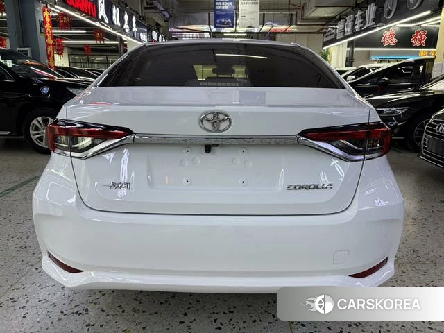 Toyota Corolla id 4335848 из Китая 8