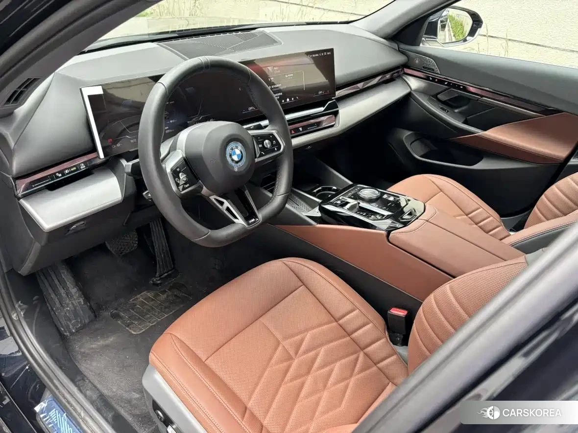 BMW i5 id 4538827 из Китая 8