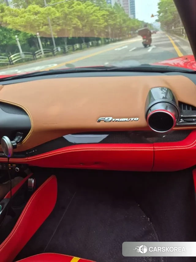 Ferrari F8 Tributo id 3600490 из Кореи 8