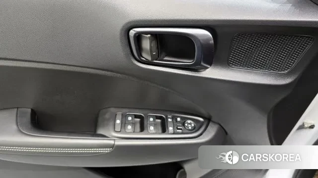 Hyundai Venue id 3452608 из Кореи 8