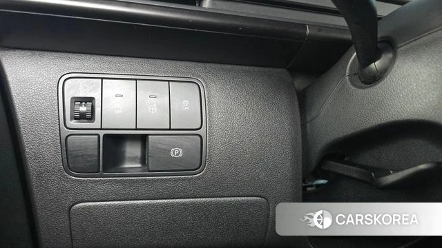 Hyundai Staria id 3818922 из Кореи 8