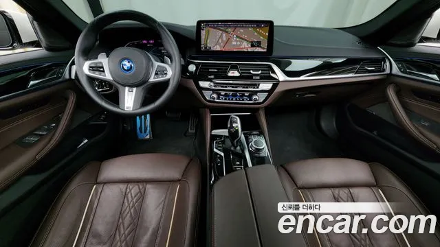 BMW 5 Series (G30) id 2688653 из Кореи 8