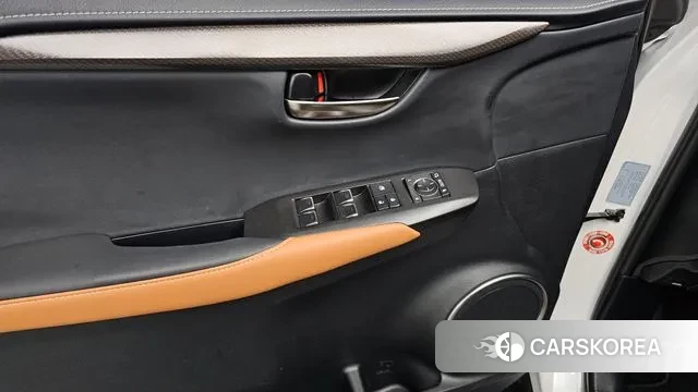 Lexus NX300h id 3484385 из Кореи 8