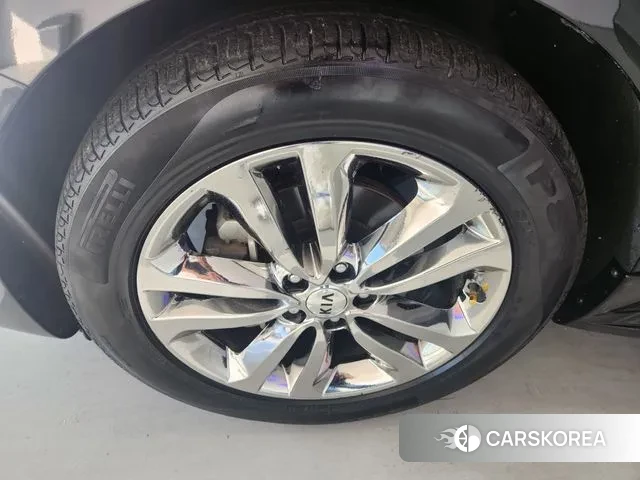 Kia All New Carnival id 3112951 из Кореи 8