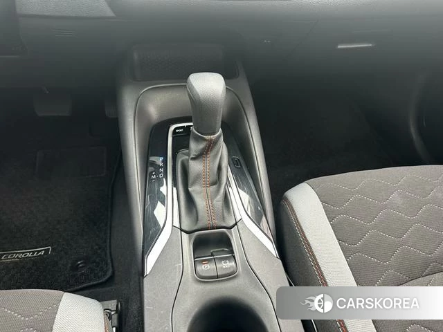 Toyota Corolla id 4301606 из Китая 8
