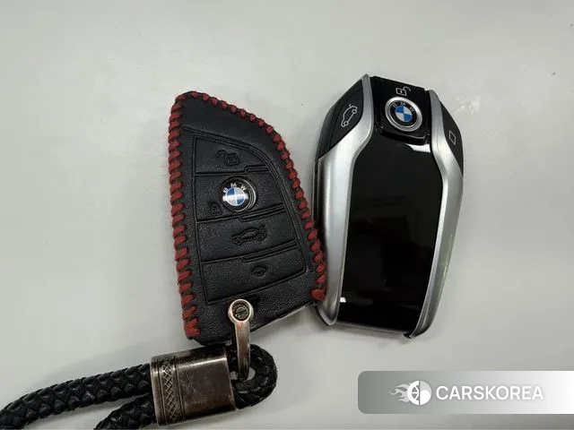 BMW 5 Series (G30) id 3707444 из Кореи 8