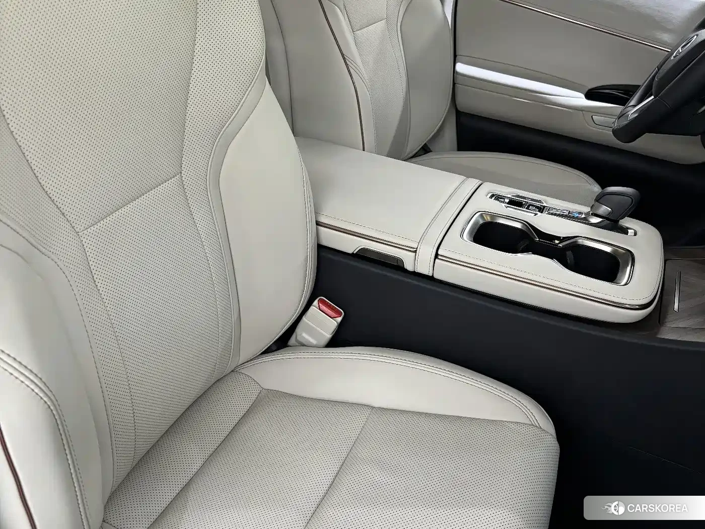 Lexus LM id 4679566 из Китая 8