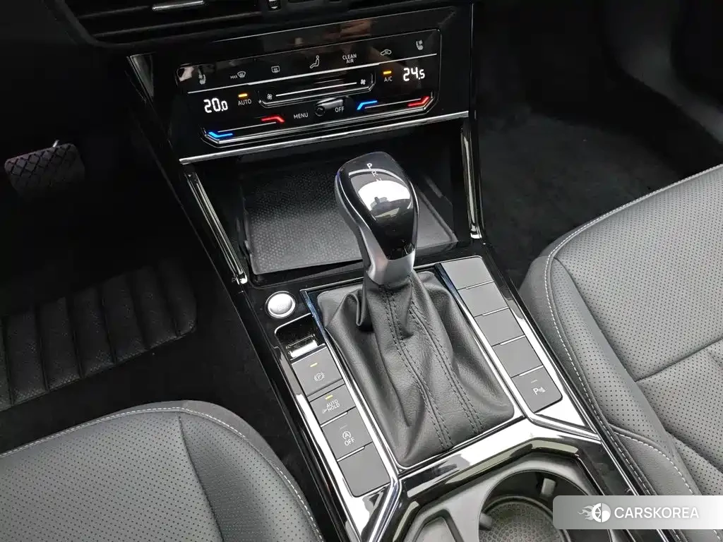 Volkswagen Passat id 4576564 из Китая 8