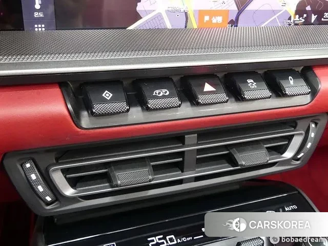 Porsche 911(992) id 3741119 из Кореи 8