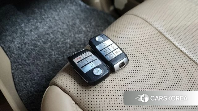 Kia The New Carnival id 4197201 из Кореи 8