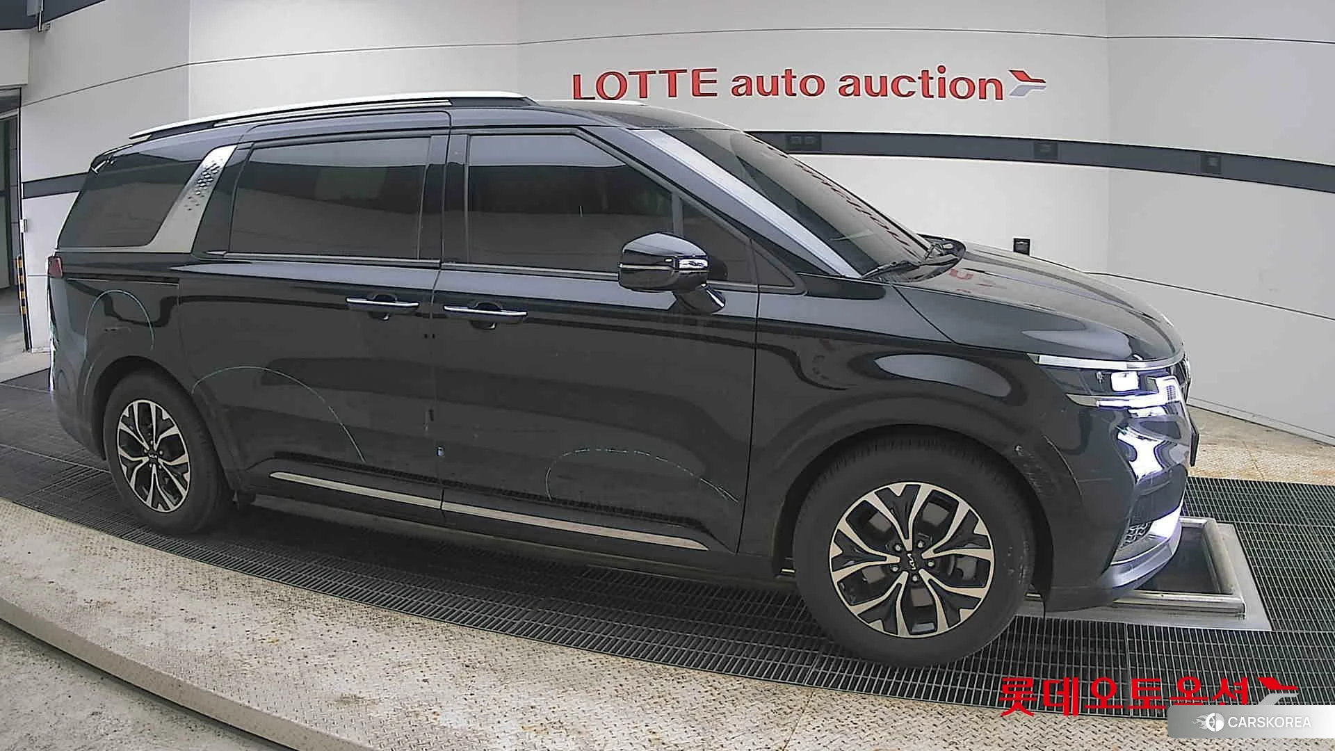 Kia Carnival id 4289607 из Кореи 8