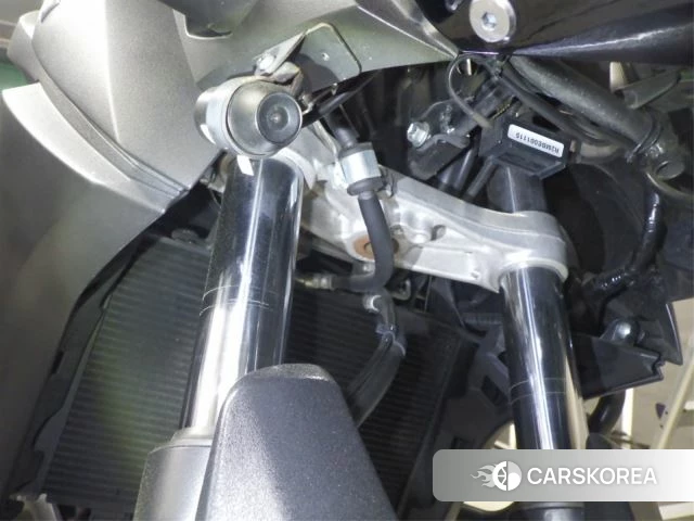 Suzuki V-STROM 650 XT id 3947166 из Японии 8