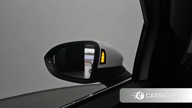 Volkswagen Golf 8th Generation id 3934201 из Кореи 8