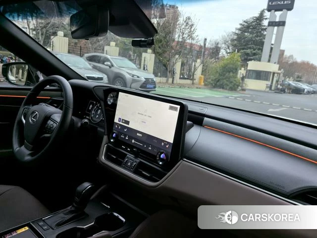 Lexus ES id 4277096 из Китая 8