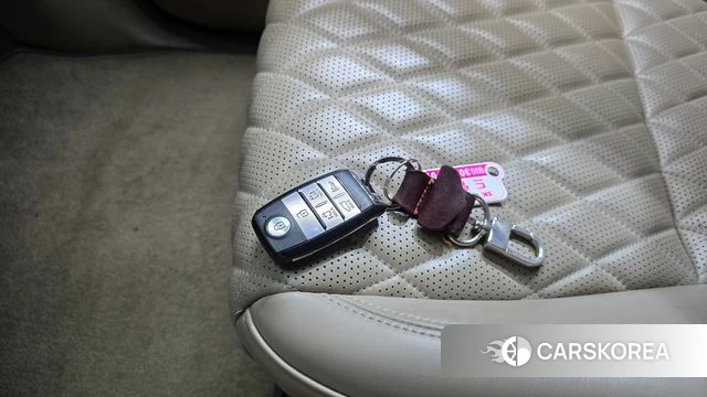 Kia The New Carnival id 4551855 из Кореи 8
