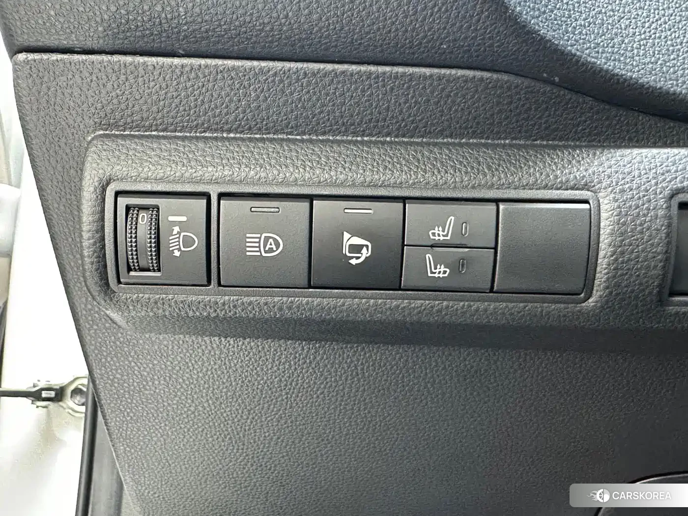 Toyota Corolla id 4669227 из Китая 8