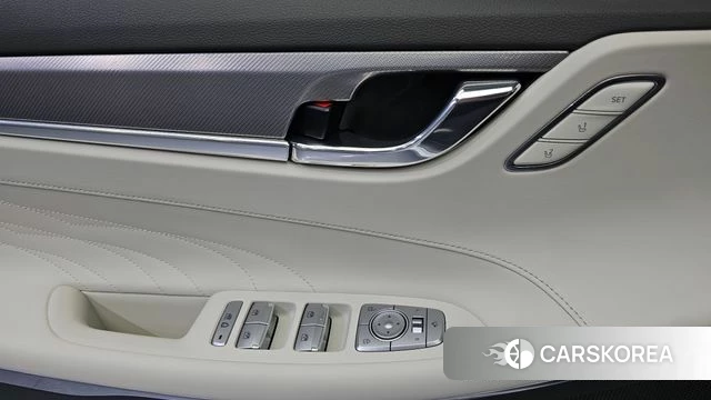 Hyundai The New Grandeur IG Hybrid id 4494952 из Кореи 8