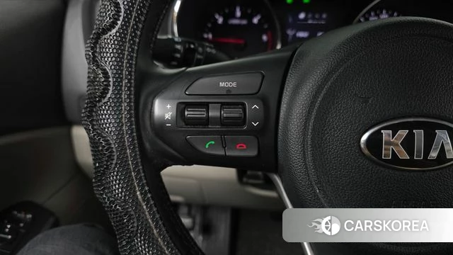 Kia All New Carnival id 4378226 из Кореи 8