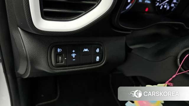 Hyundai Venue id 3794612 из Кореи 8