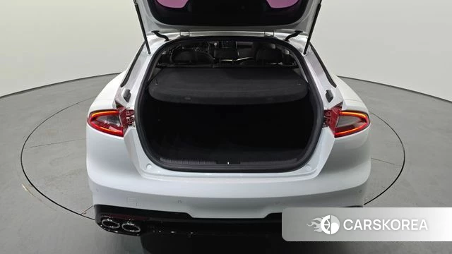 Kia Stinger id 4246294 из Кореи 8