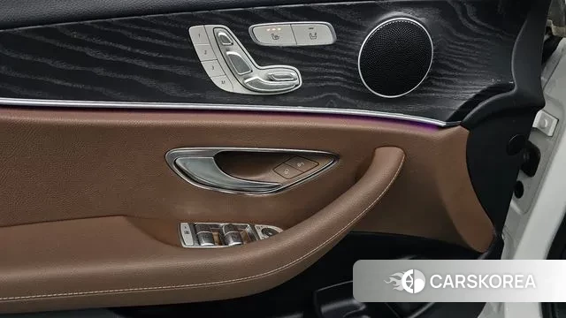 Mercedes-Benz E-Class W213 id 3500074 из Кореи 8