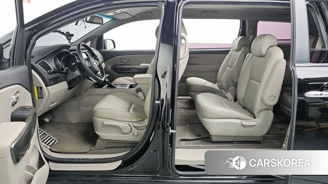 Kia The New Carnival id 4304622 из Кореи 8
