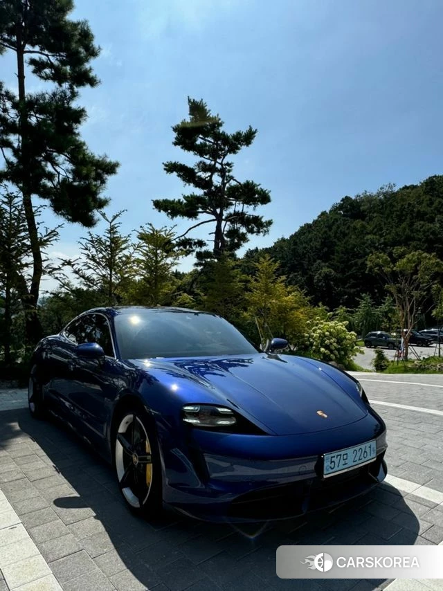 Porsche Taycan id 4282851 из Кореи 8