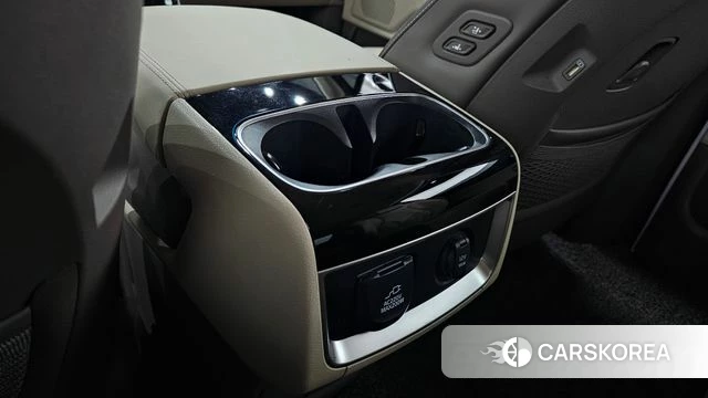 Kia Carnival 4th generation id 4550629 из Кореи 8