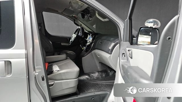 Hyundai The New Grand Starex id 4688636 из Кореи 8