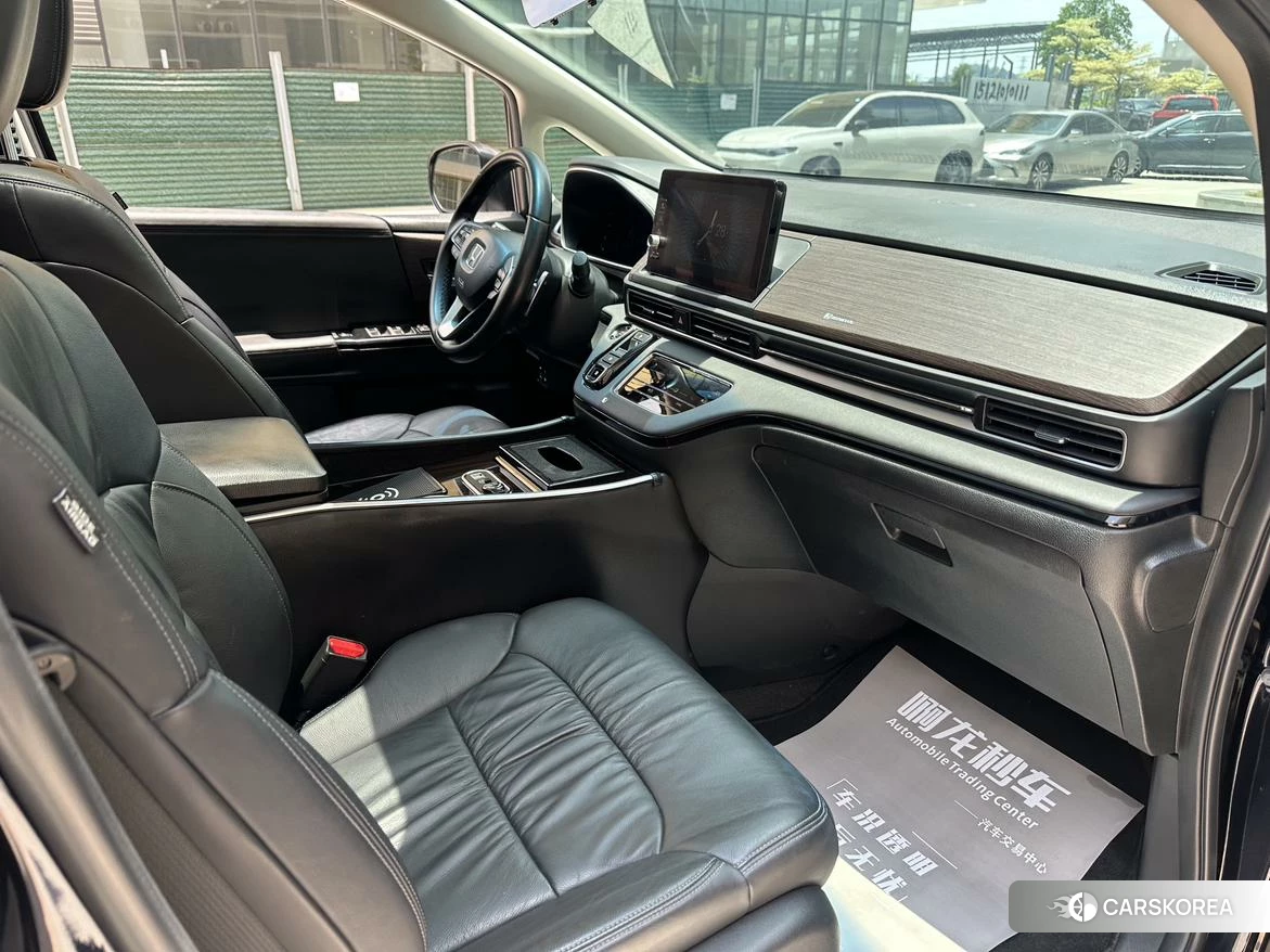 Honda Odyssey id 4421067 из Китая 8