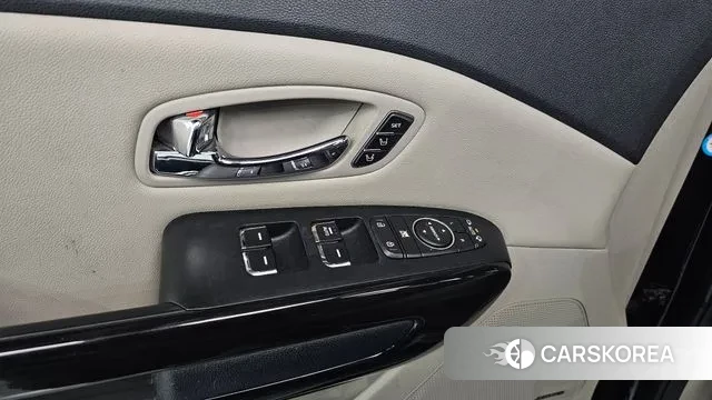 Kia The New Carnival id 3484914 из Кореи 8