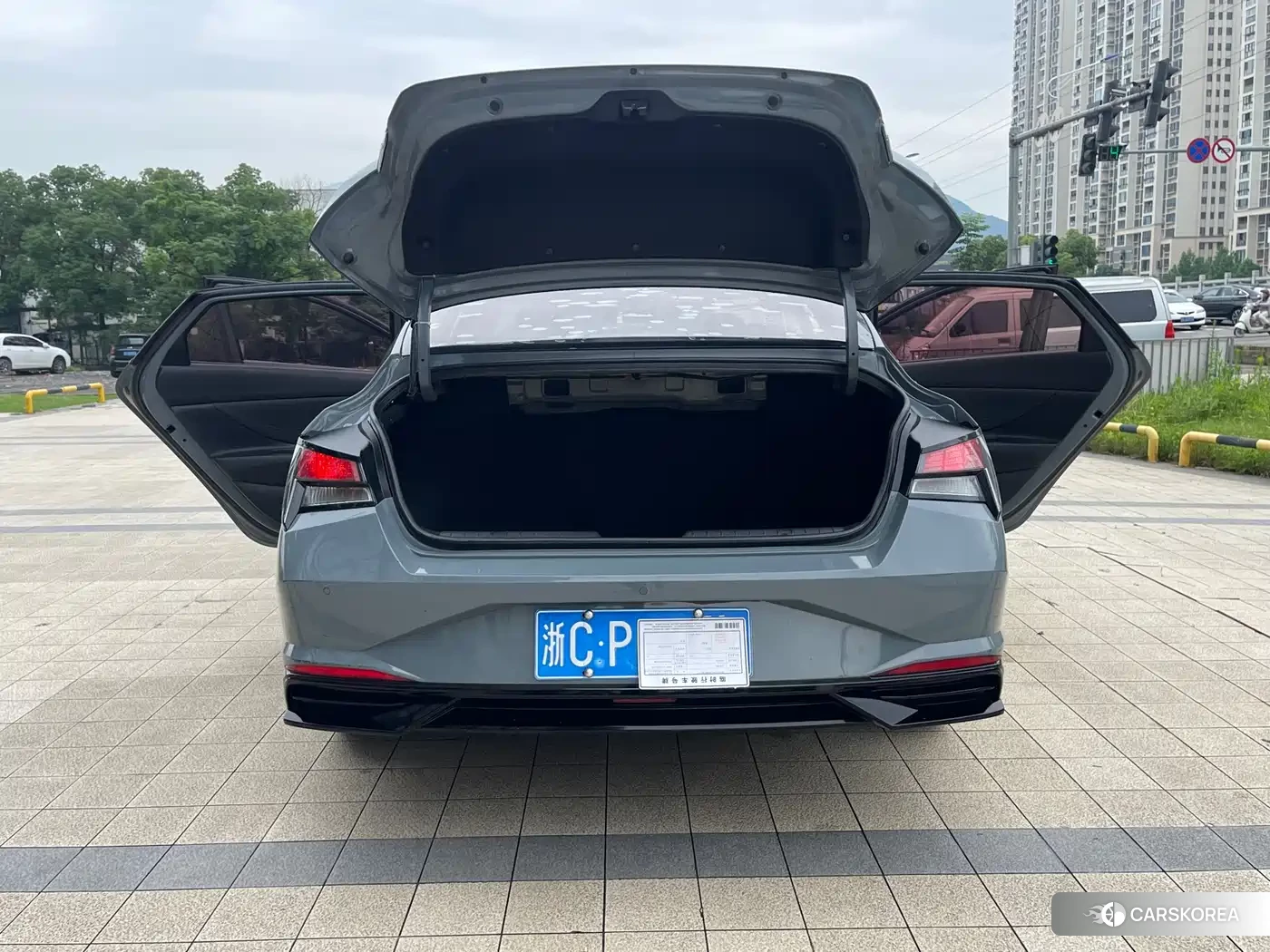 Hyundai Elantra id 4546667 из Китая 8