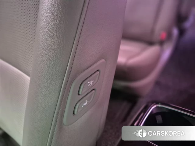 Kia The New Carnival id 3845531 из Кореи 8